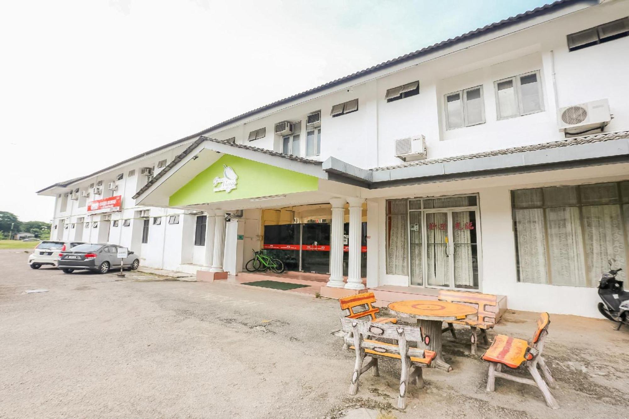Oyo 89438 Green Mango Sri Cemerlang Kota Bharu Exterior foto